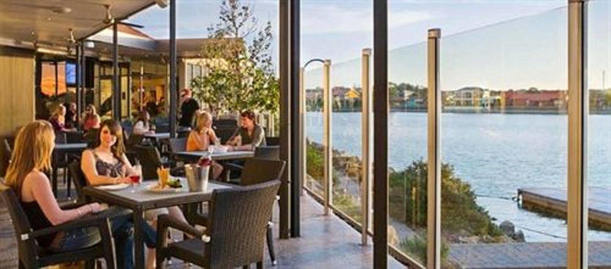 Lakes Hotel Adelaide Esterno foto