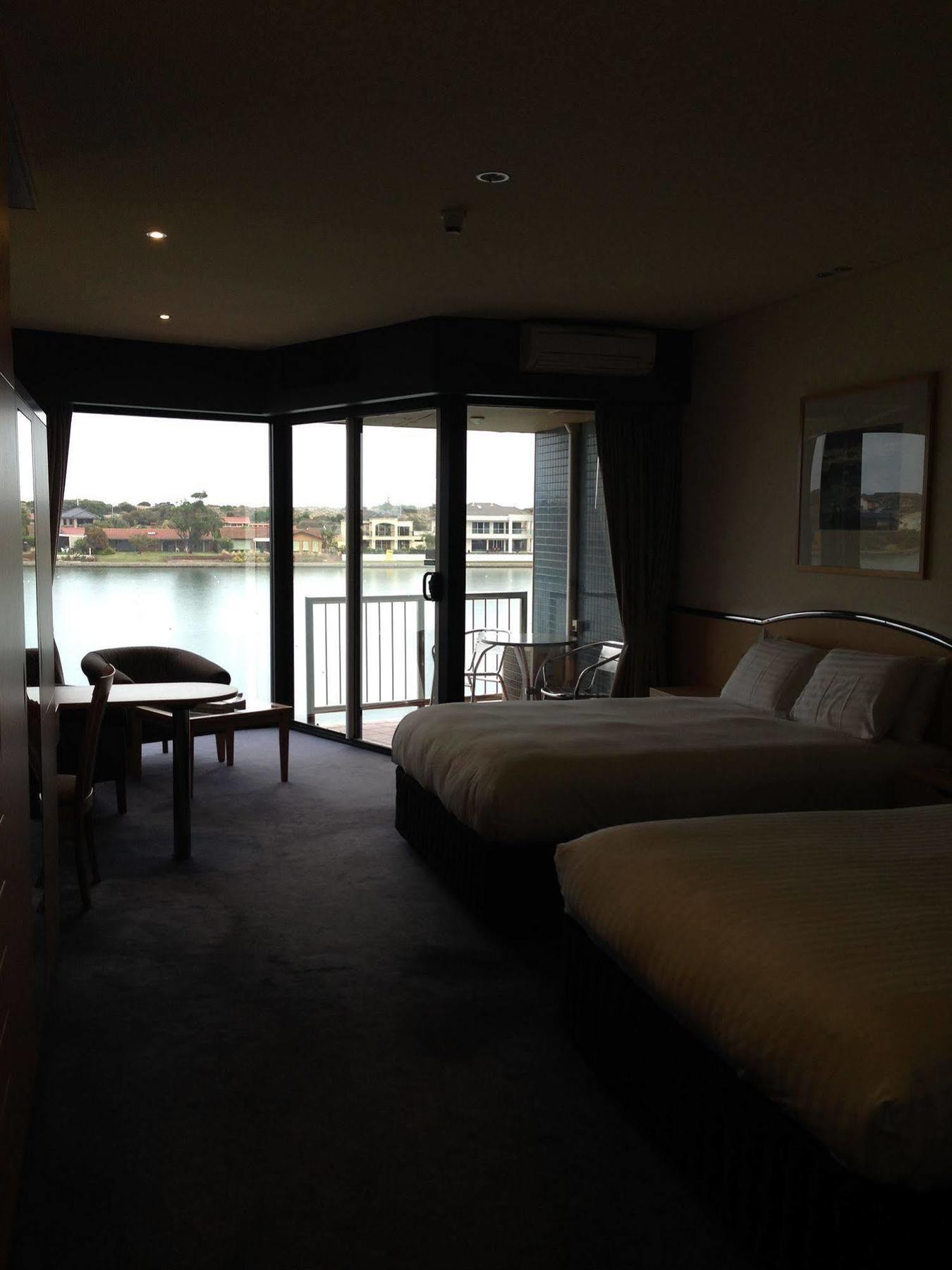 Lakes Hotel Adelaide Esterno foto