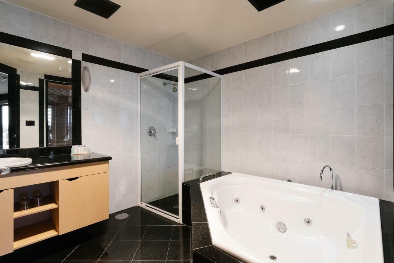 Lakes Hotel Adelaide Esterno foto