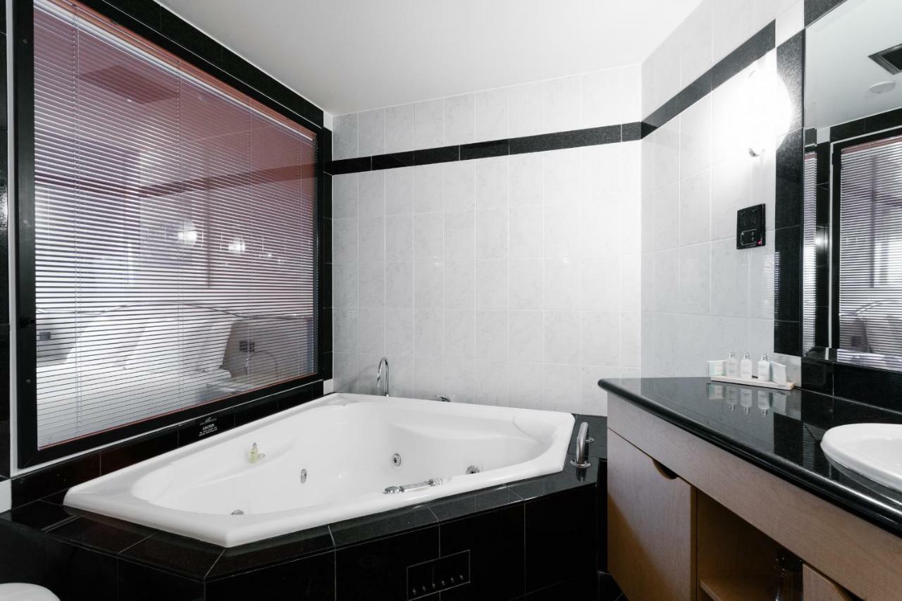 Lakes Hotel Adelaide Esterno foto